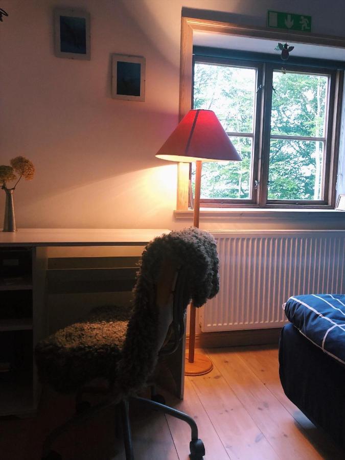 Bo I Remmarloev Bed and Breakfast Eslöv Eksteriør billede
